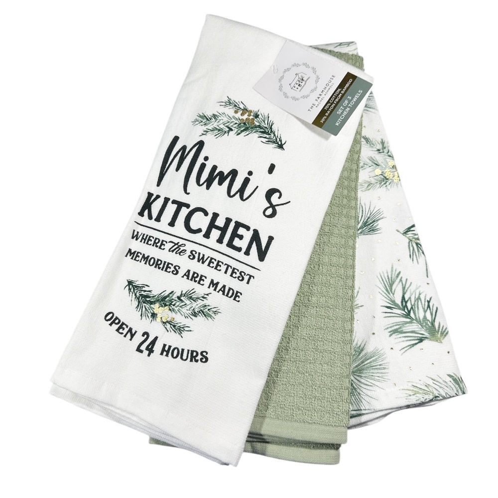 NEW The Farmhouse MIMI’S KITCHEN Christmas/Winter 3 pc Kitchen Towel Set/3